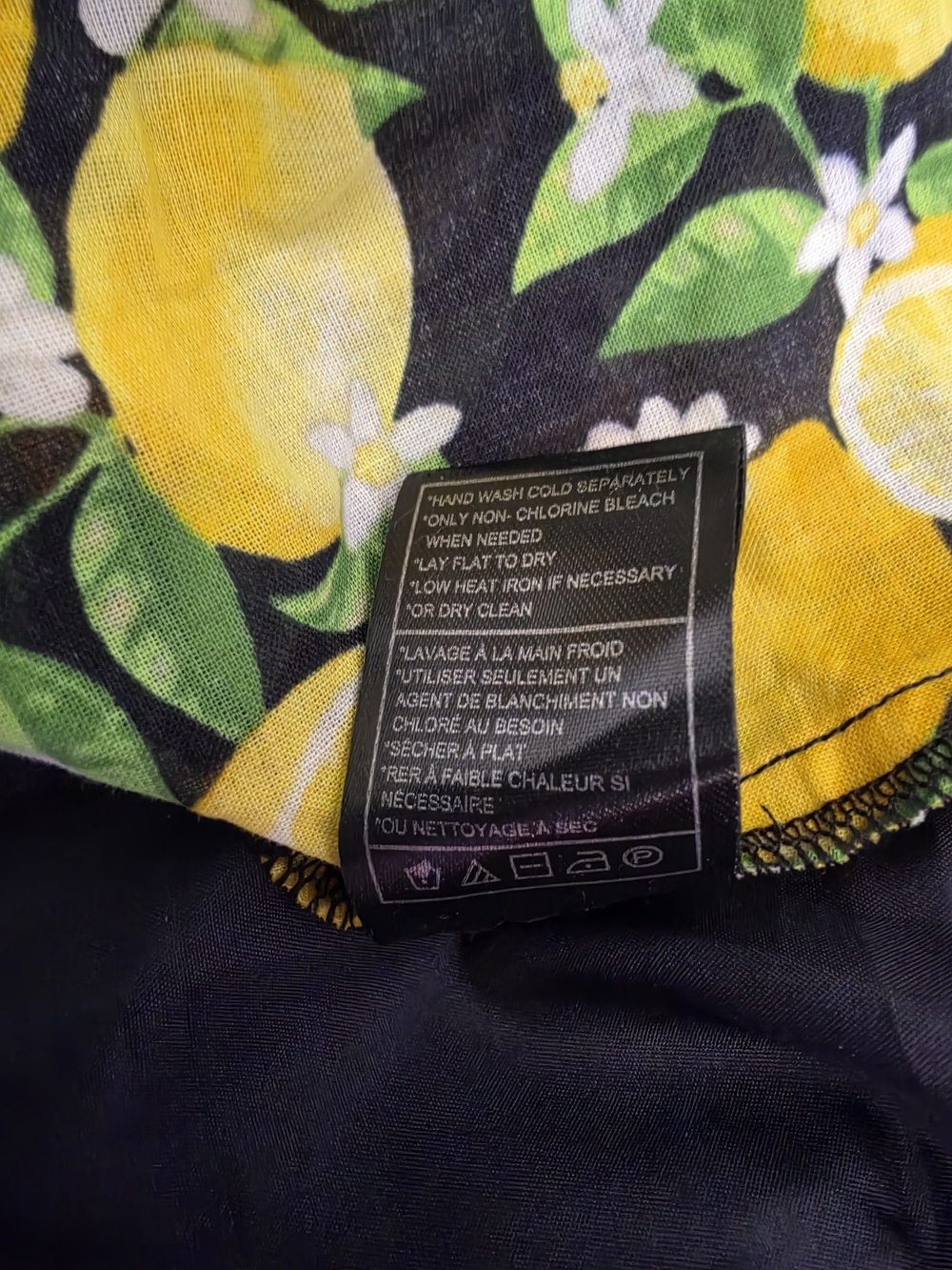 Betsey Johnson Black & Yellow Lemon-Print Tiered Maxi Dress Size 12 NWT - Picture 8 of 8